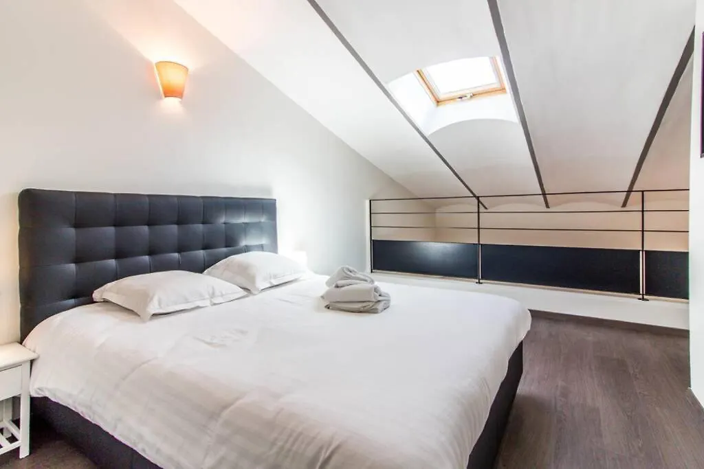 Appartement Haussmannien Type Loft, Climatise - Vieux-Port-Le Panier, Marseille Apartment